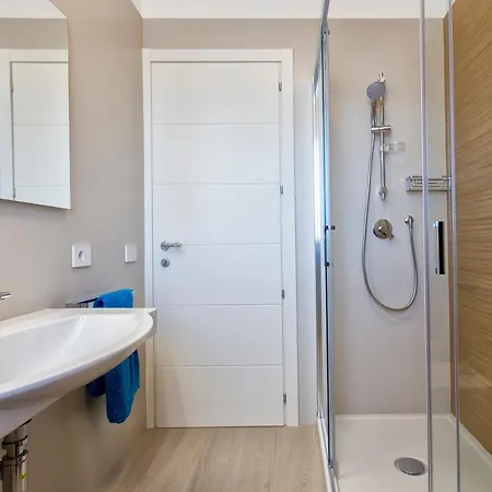 Sardinia Re - Coro E Bentu * אלגהרו